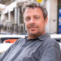 Person Holding SugarMute